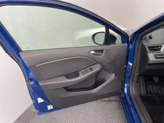 RENAULT CLIO V - voiture d'occasion - Photo 19