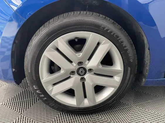 RENAULT CLIO V - voiture d'occasion - Photo 23