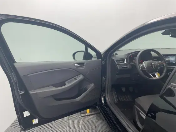 RENAULT CLIO V - voiture d'occasion - Photo 19