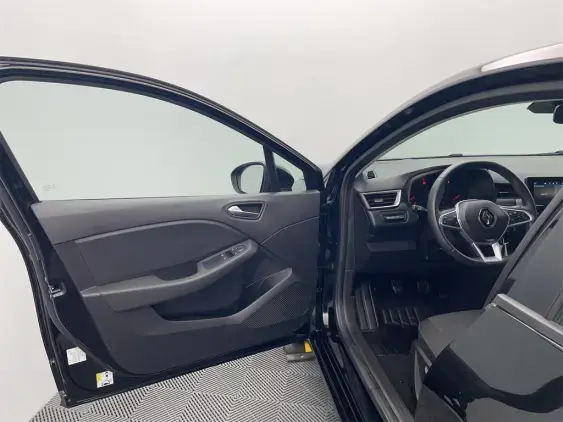 RENAULT CLIO V - voiture d'occasion - Photo 19