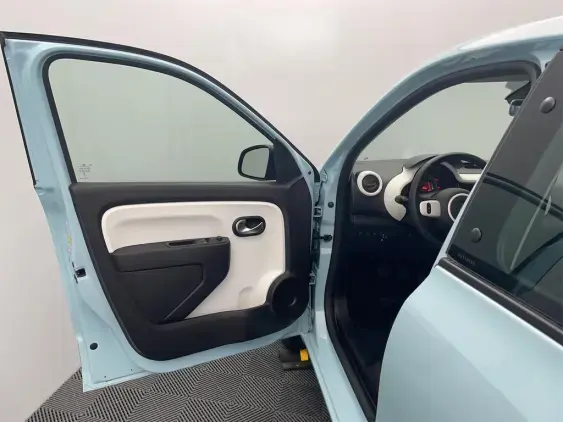 RENAULT TWINGO III - voiture d'occasion - Photo 19