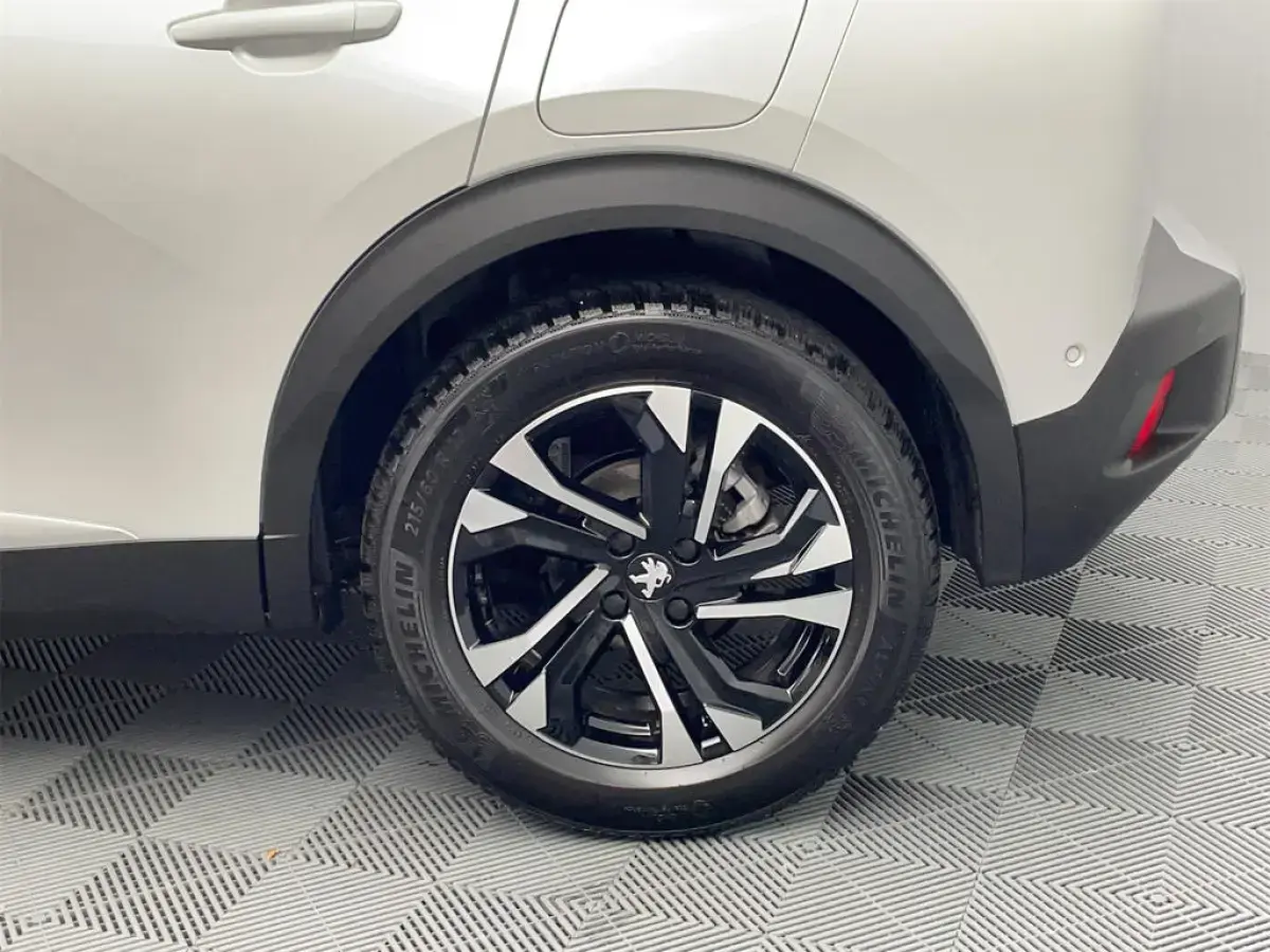 PEUGEOT 2008 II - voiture d'occasion - Photo 21