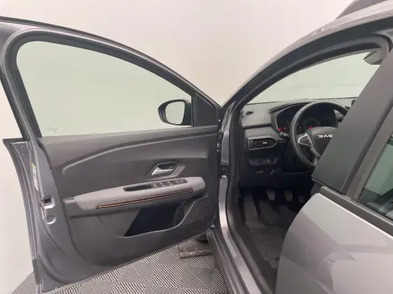 DACIA SANDERO III - voiture d'occasion - Photo 19