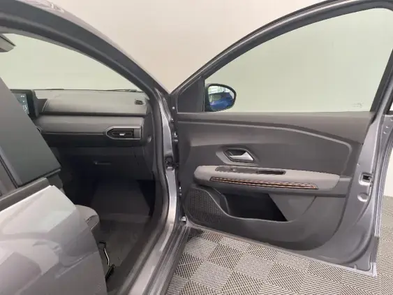 DACIA SANDERO III - voiture d'occasion - Photo 20