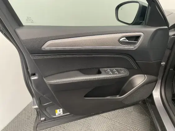RENAULT ARKANA - voiture d'occasion - Photo 19