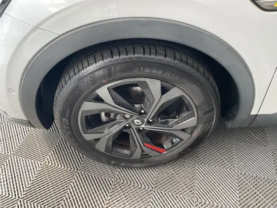 RENAULT ARKANA - voiture d'occasion - Photo 23