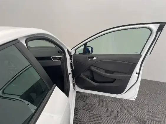 RENAULT CLIO V - voiture d'occasion - Photo 20