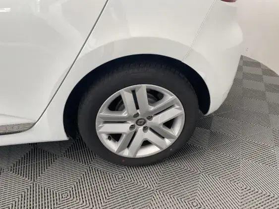 RENAULT CLIO V - voiture d'occasion - Photo 24