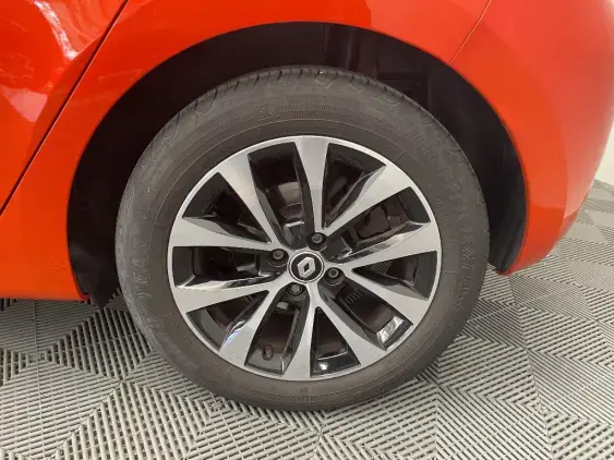 RENAULT CLIO V - voiture d'occasion - Photo 24