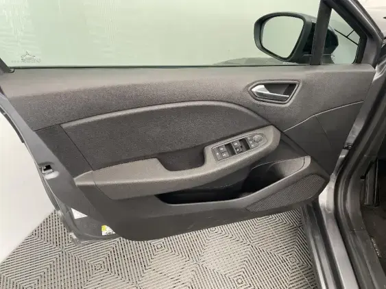 RENAULT CLIO V - voiture d'occasion - Photo 19