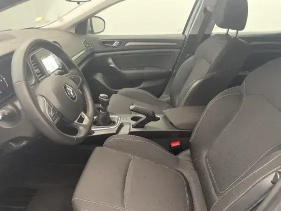 RENAULT MEGANE IV - voiture d'occasion - Photo 18