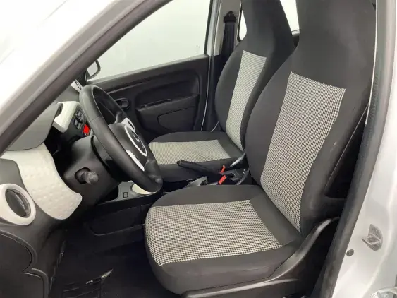 RENAULT TWINGO ELECTRIQUE III - voiture d'occasion - Photo 15