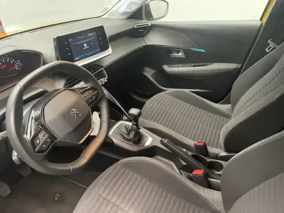 PEUGEOT 208 II - voiture d'occasion - Photo 18