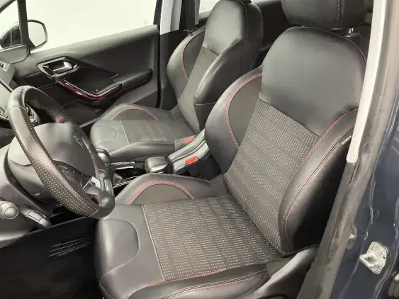 PEUGEOT 2008 - voiture d'occasion - Photo 17