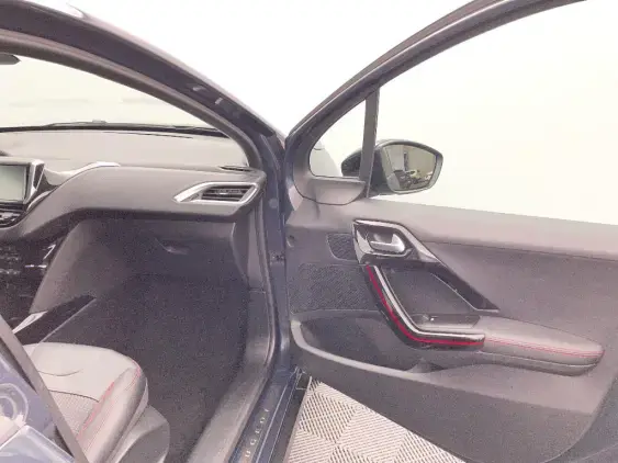 PEUGEOT 2008 - voiture d'occasion - Photo 19