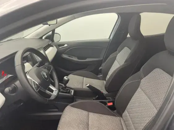 RENAULT CLIO V - voiture d'occasion - Photo 18