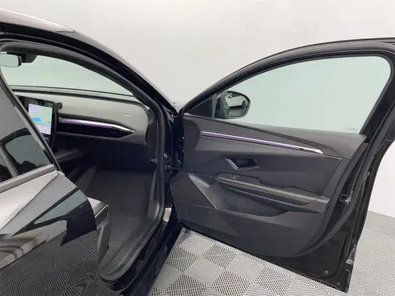 RENAULT MEGANE V - voiture d'occasion - Photo 18