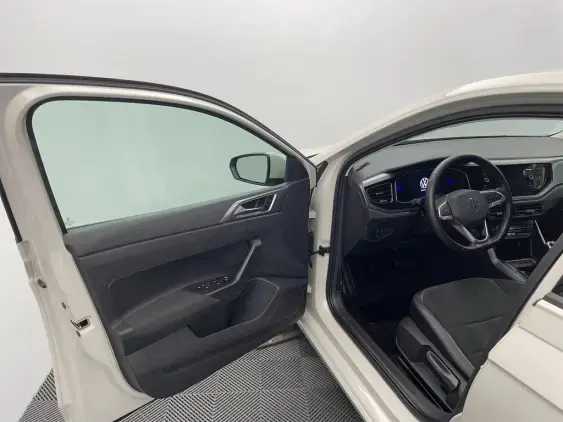 VOLKSWAGEN POLO VI - voiture d'occasion - Photo 18