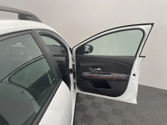 DACIA SANDERO III - voiture d'occasion - Photo 20