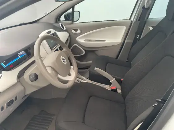 RENAULT ZOE - voiture d'occasion - Photo 18