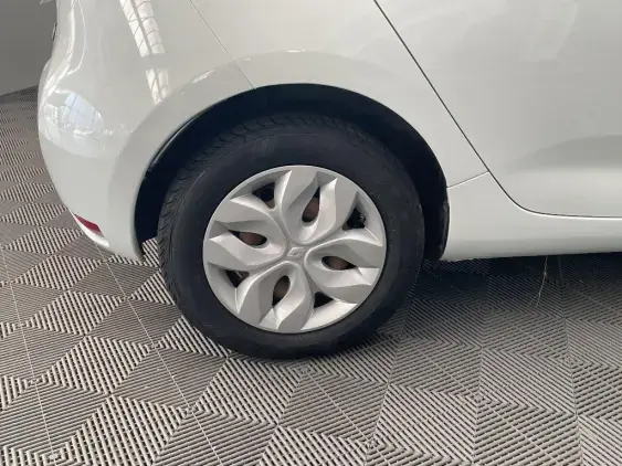 RENAULT ZOE - voiture d'occasion - Photo 25