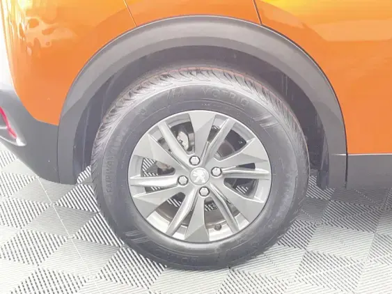 PEUGEOT 2008 II - voiture d'occasion - Photo 23