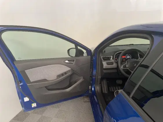 RENAULT CLIO V - voiture d'occasion - Photo 19