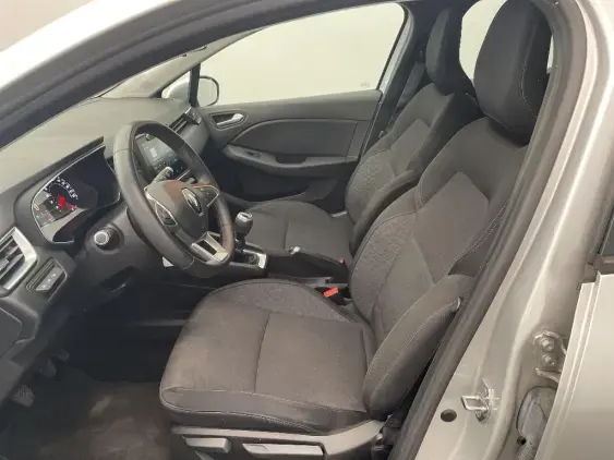 RENAULT CLIO V - voiture d'occasion - Photo 18