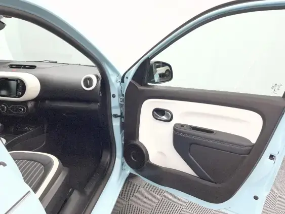 RENAULT TWINGO ELECTRIQUE III - voiture d'occasion - Photo 18