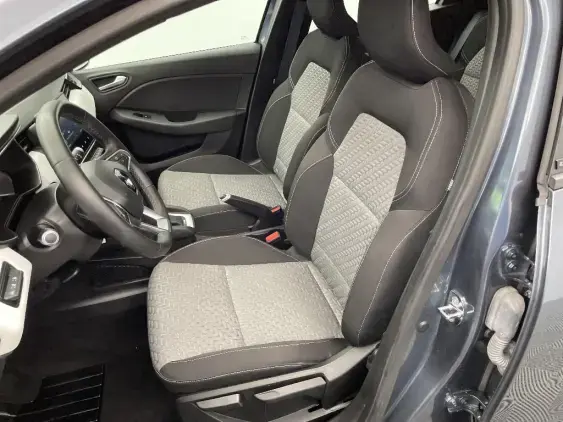 RENAULT CLIO V - voiture d'occasion - Photo 17