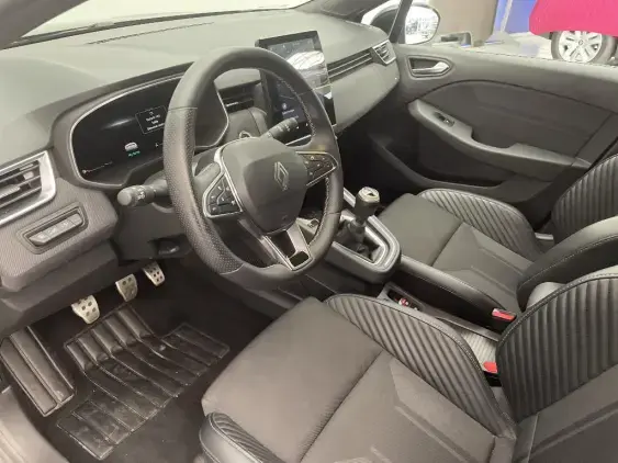 RENAULT CLIO V - voiture d'occasion - Photo 18