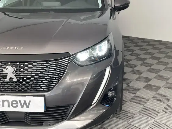 PEUGEOT 2008 II - voiture d'occasion - Photo 22