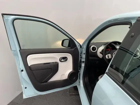 RENAULT TWINGO III - voiture d'occasion - Photo 19