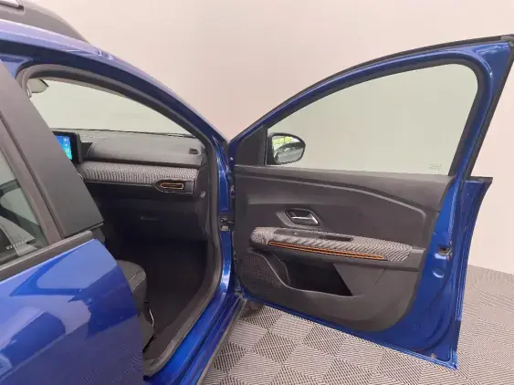 DACIA SANDERO III - voiture d'occasion - Photo 20