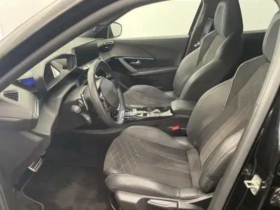 PEUGEOT 2008 II - voiture d'occasion - Photo 18