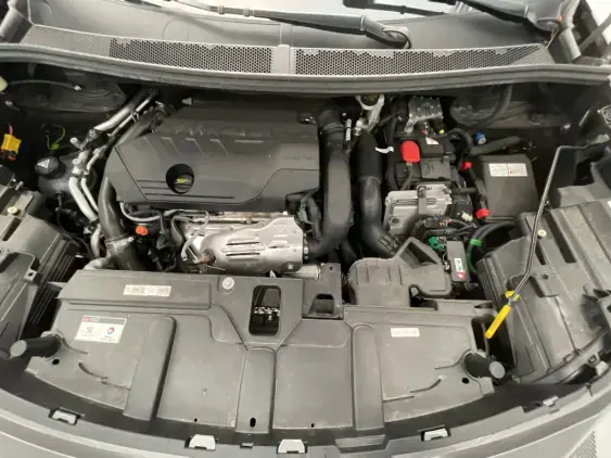 PEUGEOT 3008 II - voiture d'occasion - Photo 21