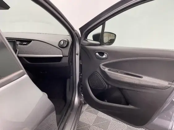 RENAULT ZOE - voiture d'occasion - Photo 19