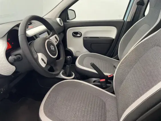 RENAULT TWINGO III - voiture d'occasion - Photo 18
