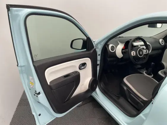 RENAULT TWINGO III - voiture d'occasion - Photo 19