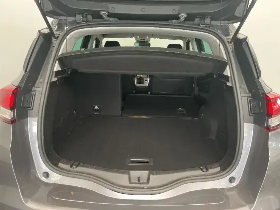 RENAULT SCENIC IV - voiture d'occasion - Photo 16