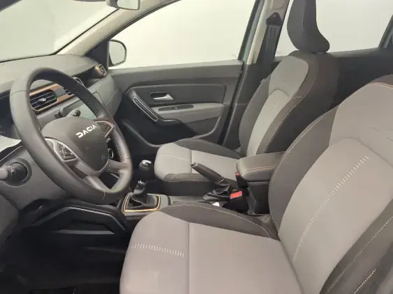 DACIA DUSTER II - voiture d'occasion - Photo 18