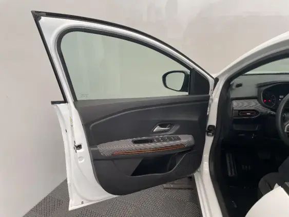 DACIA SANDERO III - voiture d'occasion - Photo 19