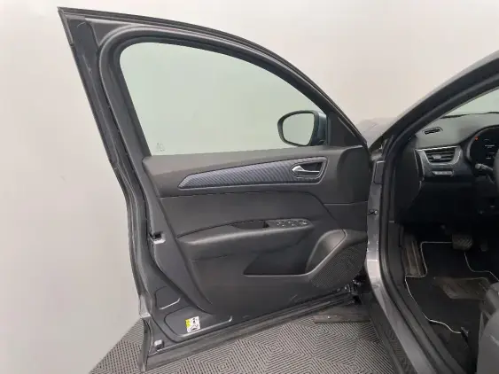 RENAULT ARKANA - voiture d'occasion - Photo 19