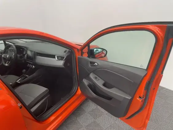 RENAULT CLIO V - voiture d'occasion - Photo 20