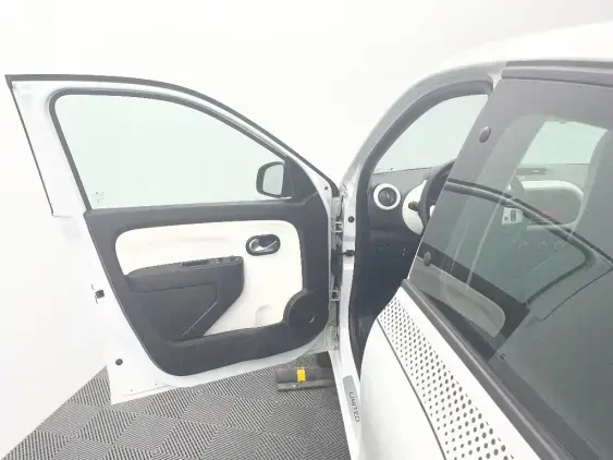 RENAULT TWINGO III - voiture d'occasion - Photo 17