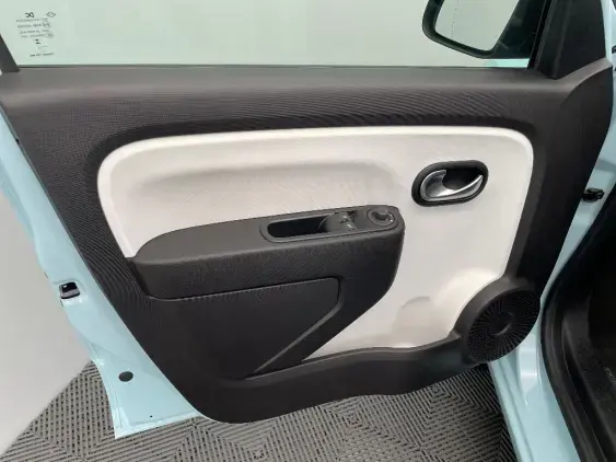 RENAULT TWINGO III - voiture d'occasion - Photo 17