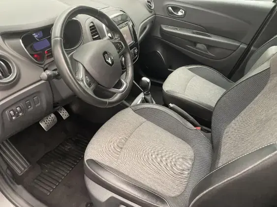 RENAULT CAPTUR - voiture d'occasion - Photo 18