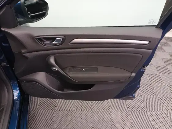 RENAULT MEGANE IV - voiture d'occasion - Photo 20