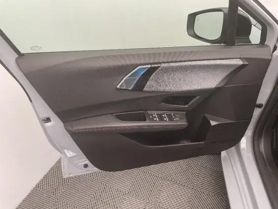 RENAULT CLIO VI - voiture d'occasion - Photo 19