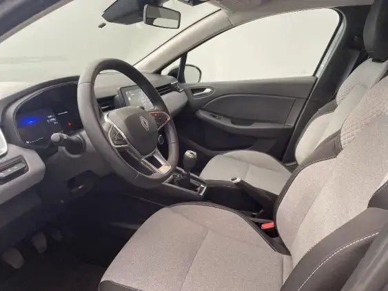 RENAULT CLIO V - voiture d'occasion - Photo 18